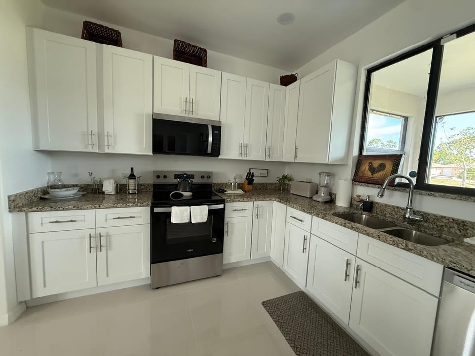 Le Repos LLC House in Port Charlotte
