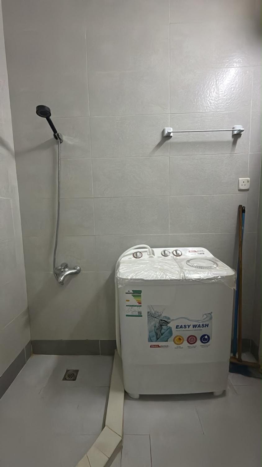 Bathroom, Bath, washing machine