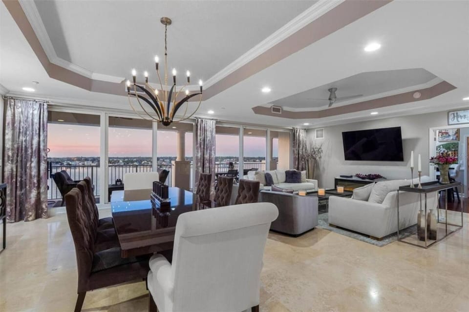Executive penthouse in Redington Shores Apartment in North Redington Beach