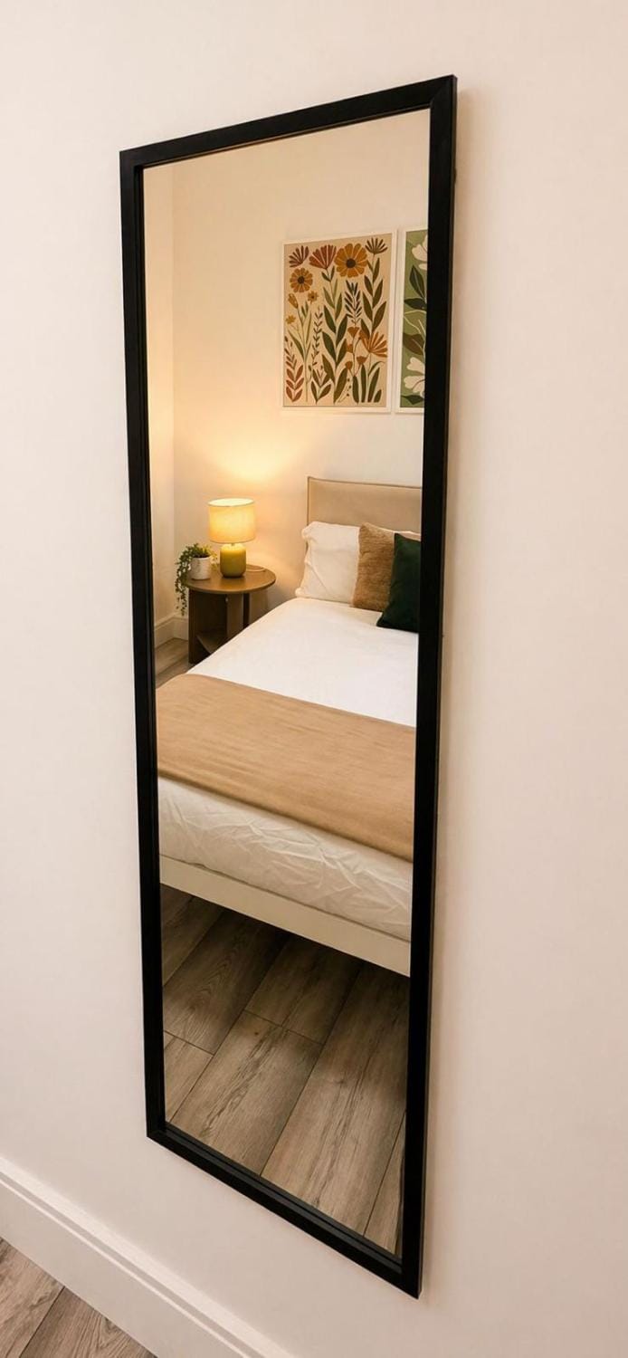 2BR, Free-Parking, Contractor &Holiday, Sleeps 6 Apartment in Cardiff