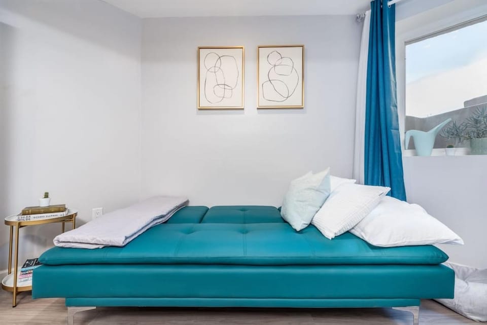 Private Pet Friendly Avenues Suite- of Downtown SLC House in Salt Lake City