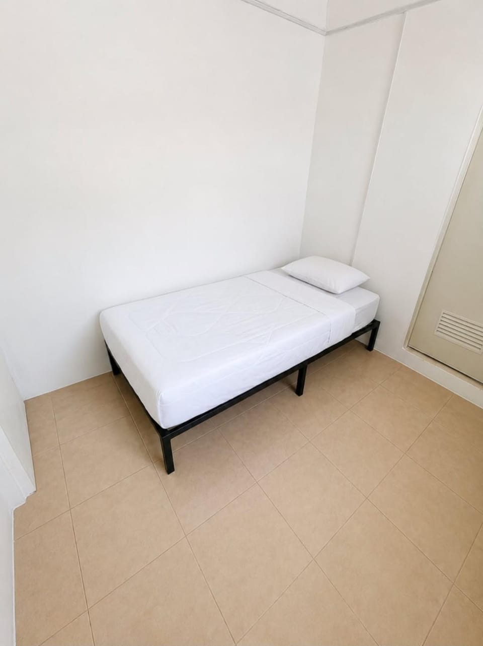 Spay Studio Davao Hostel in Davao City