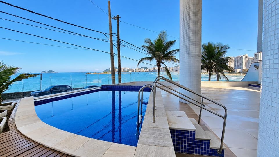 Vista perfeita do mar - Praia das Pitangueiras Apartment in State of São Paulo