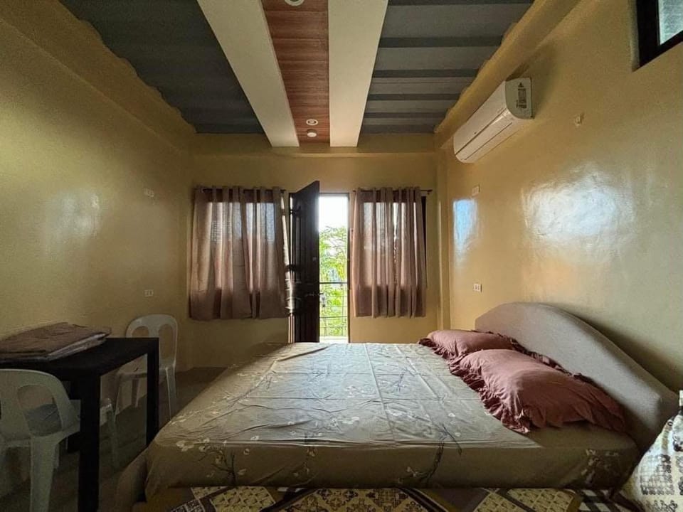 W Island Backpackers Inn Inn in Panglao