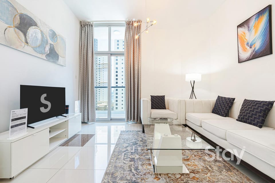 2BR Marina Views Dubai Marina Apartment in Dubai