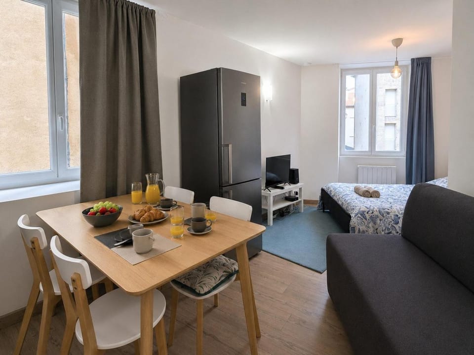 Le Petit Forez, Cosy et Authentique Apartment in Auvergne-Rhône-Alpes