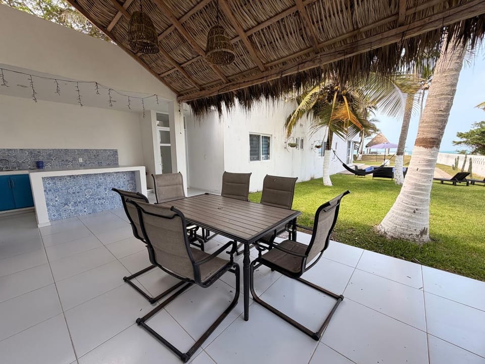 Dalton casa de playa frente al mar y alberca privada House in State of Puebla