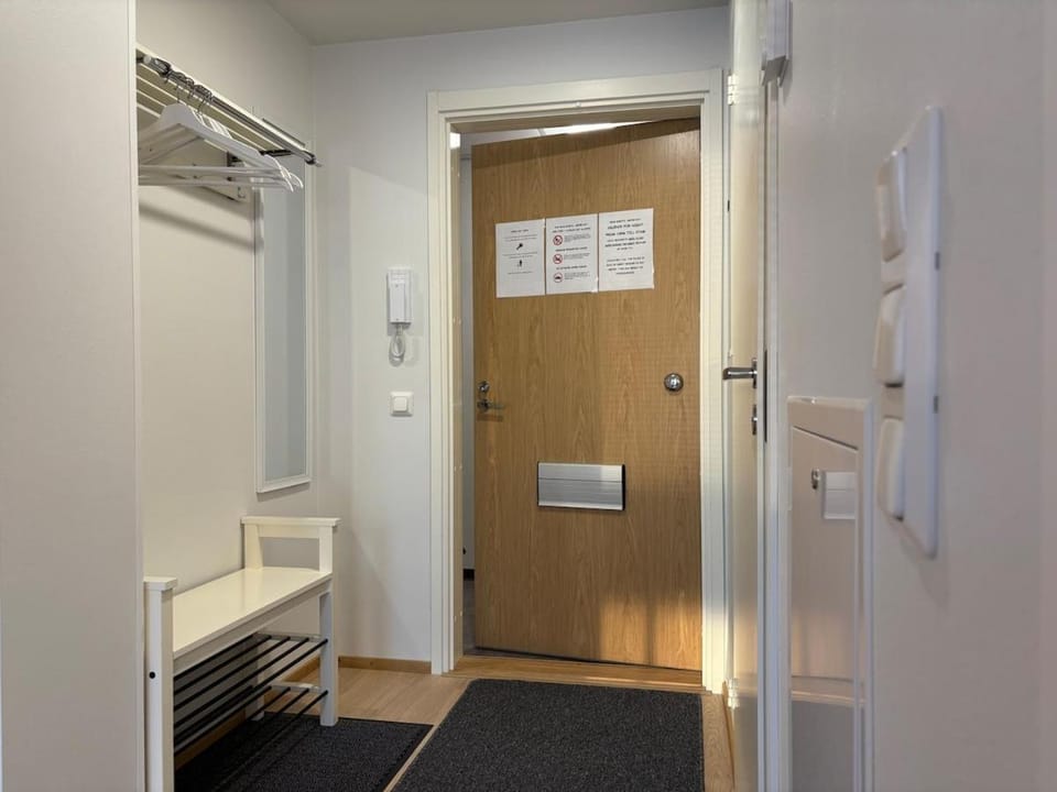 HANKI Serene Suite Aurora City 2BD Near Centre Public Free Parking Apartment in Rovaniemi
