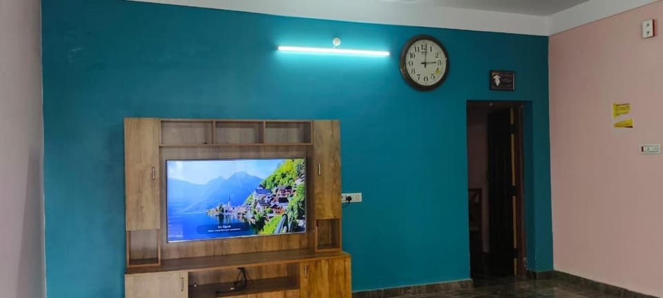 Thendral Falls View Homestay House in Tamil Nadu
