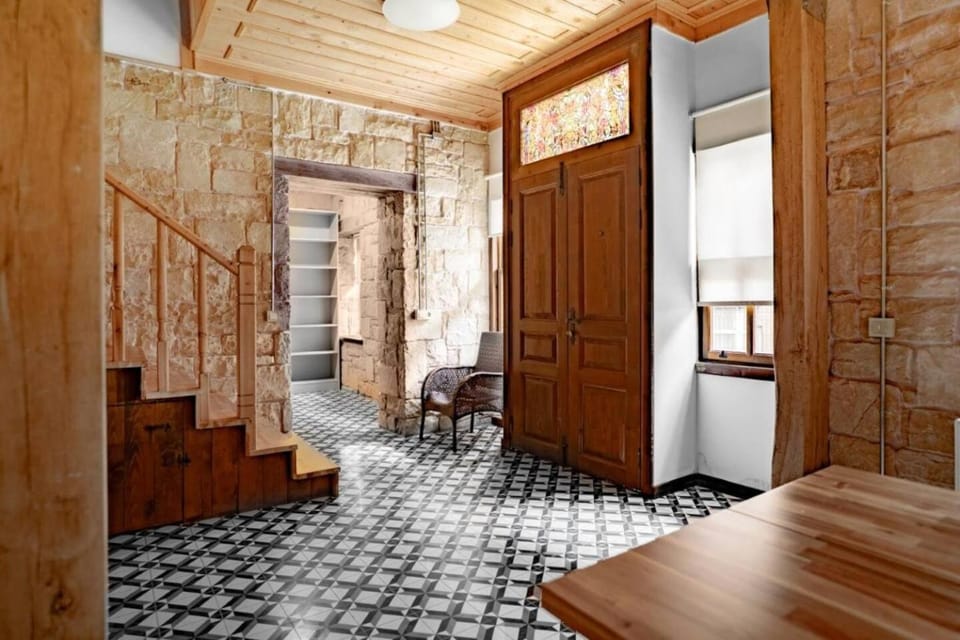Elegant 3Bed25Bath Cengelkoy Triplex House! #417 House in Istanbul