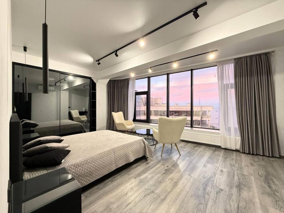 Gagarin Plaza Luxury Penthouse Apartment in Odessa