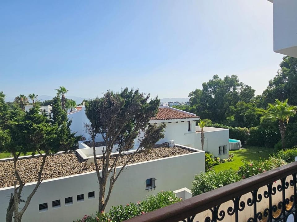 Andalous Apartment 18 - Piscine & Plage Apartment in Tangier-Tétouan-Al Hoceima