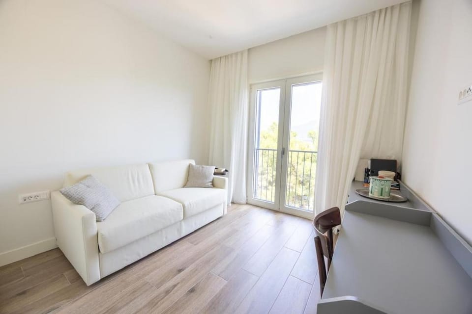 Unique Two Bedroom Apartment in Lustica Centrale Apartment in Kotor Municipality