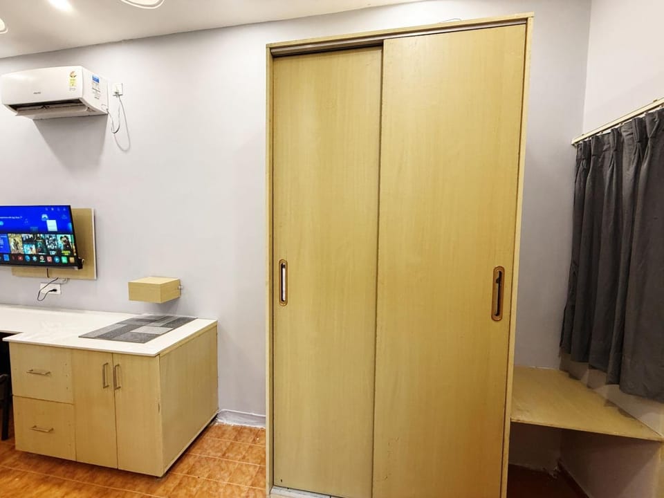THE HOD - A Super Premium Property - Smart Rooms for Corporates, Couples, Students, Families, Solo Travellers Hotel in Punjab, India