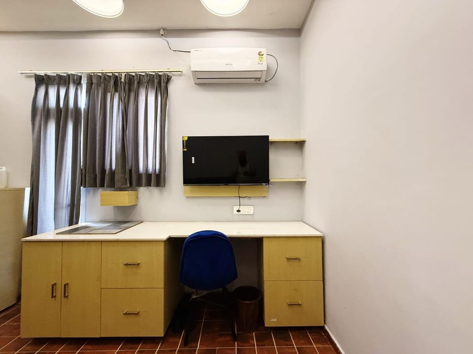 THE HOD - A Super Premium Property - Smart Rooms for Corporates, Couples, Students, Families, Solo Travellers Hotel in Punjab, India