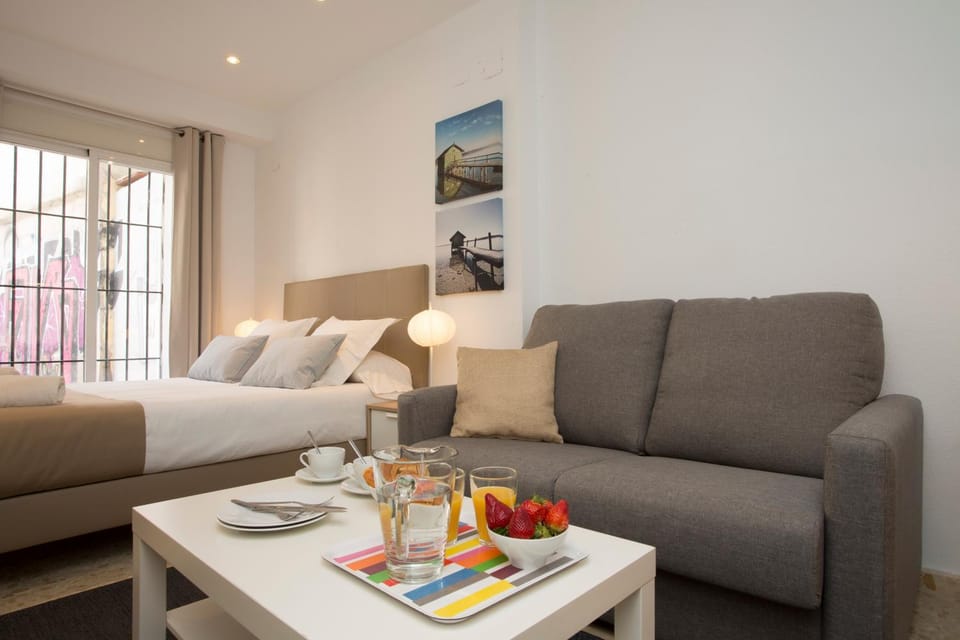 Living room, Bedroom