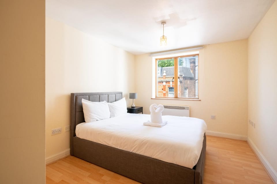 2BD City Stay Moments From Tower Bridge Apartment in London Borough of Southwark