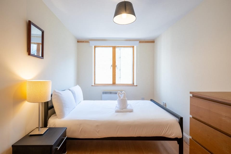 2BD City Stay Moments From Tower Bridge Apartment in London Borough of Southwark