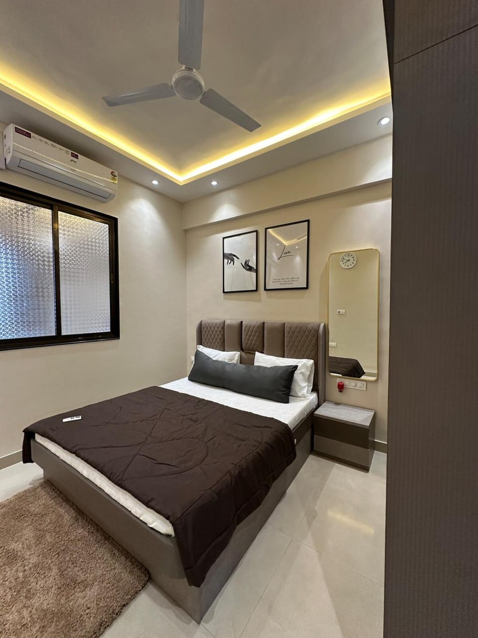 Izaara - 15 mins from Lilavati & Nanavati Apartment in Mumbai