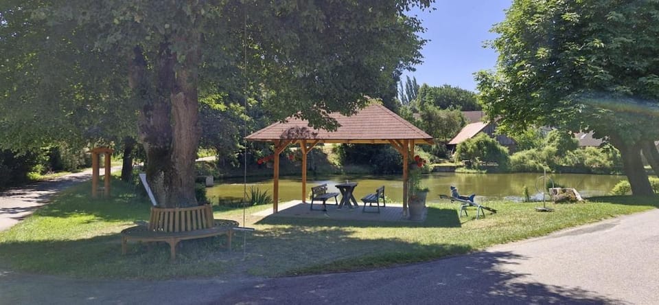 Martinická jurta Luxury tent in Czechia