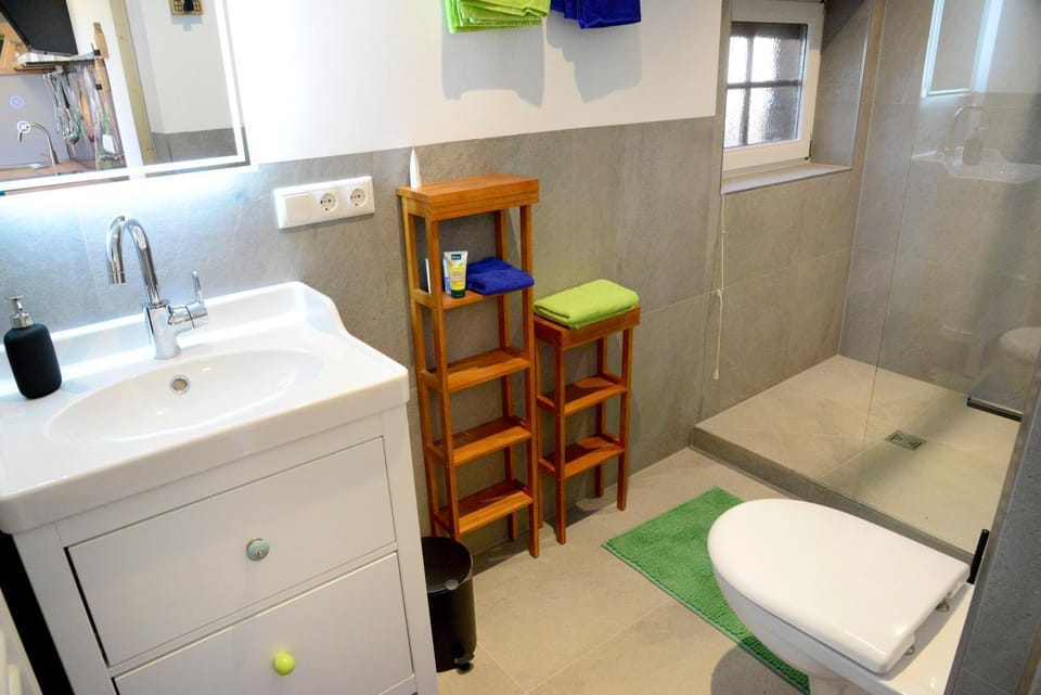 Bathroom, Living room