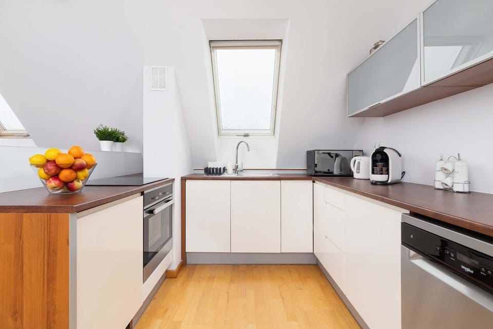 Coffee/tea facilities, Kitchen or kitchenette