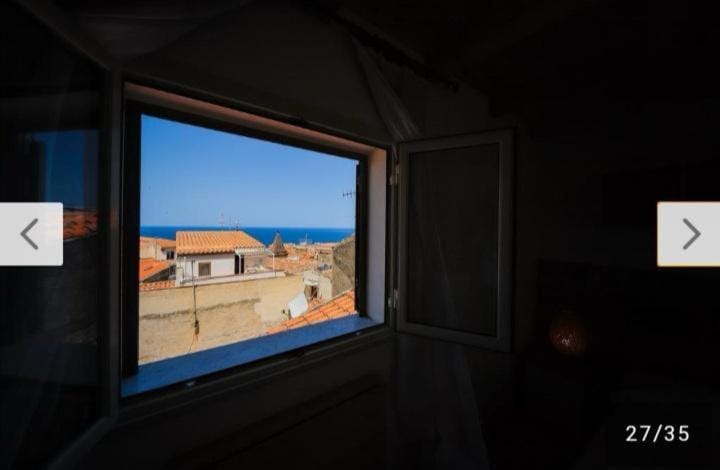 Tower Sea View - Struttura su 3 livelli Apartment in Cefalu