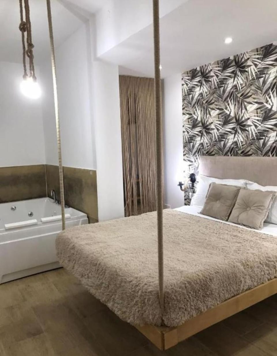 Jacuzzi san giuliano Bed and Breakfast in Catania