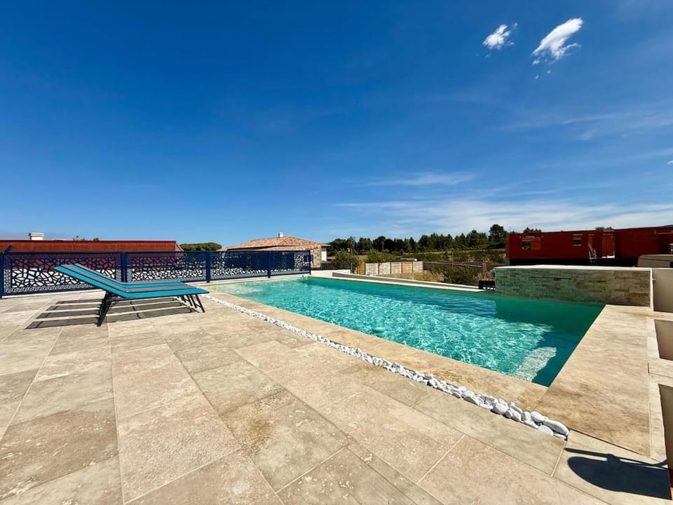Balcony/Terrace, Swimming pool
