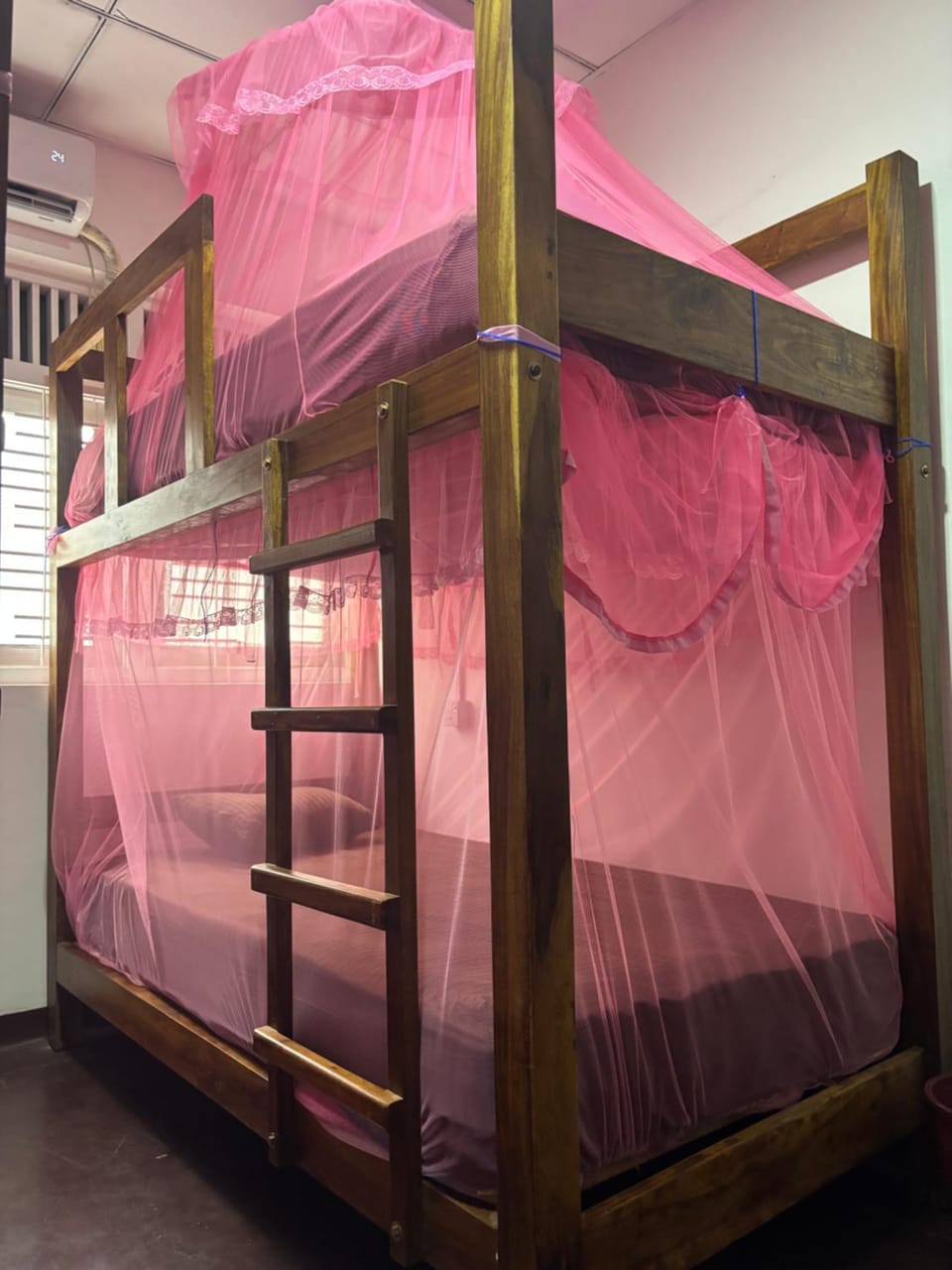 Bed, Bedroom, bunk bed