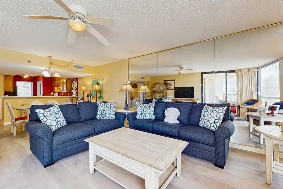 1st floor comfortable Gulf view condo beach setup included near dining House in Miramar Beach