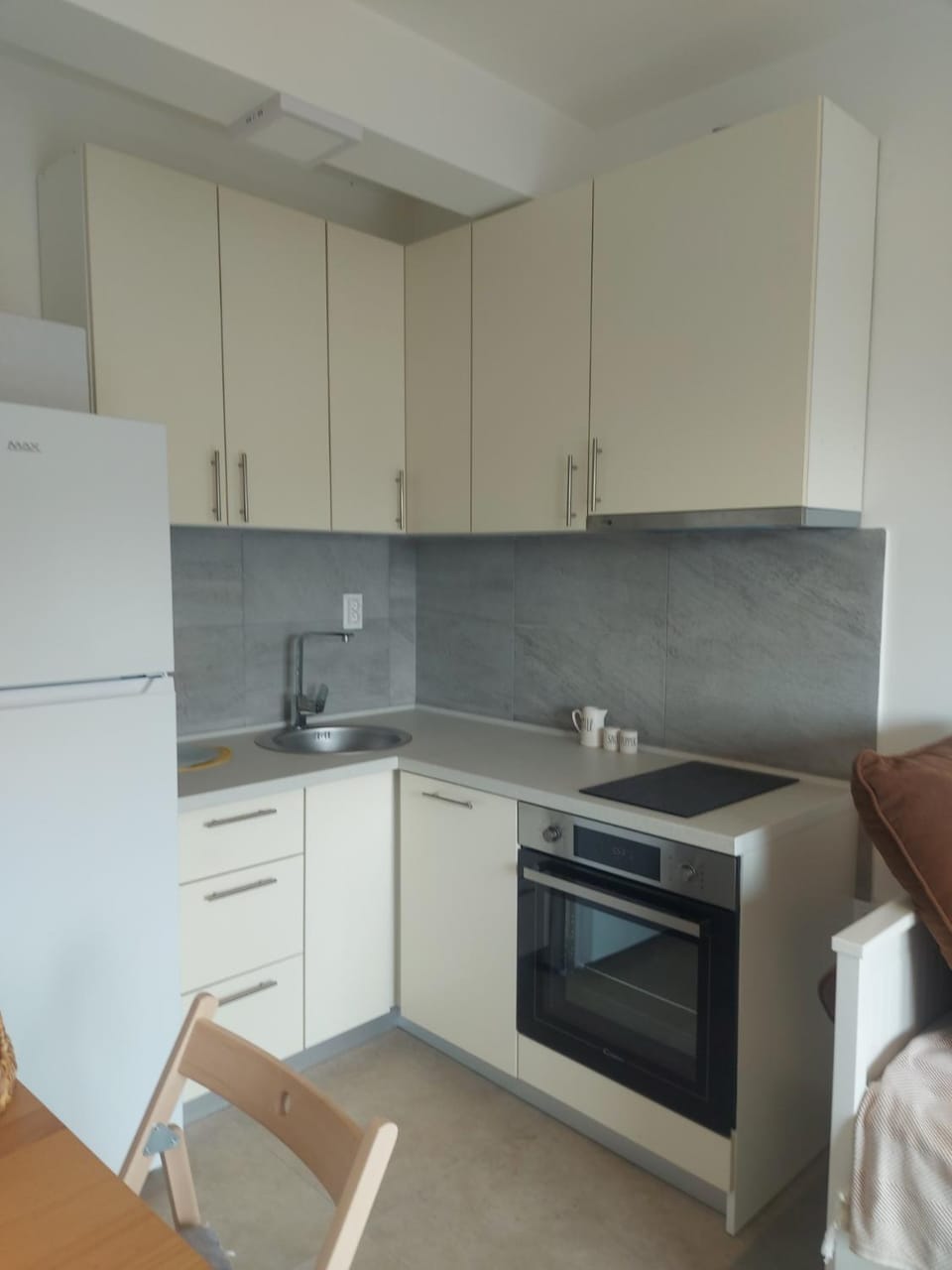 dishwasher, oven, stove