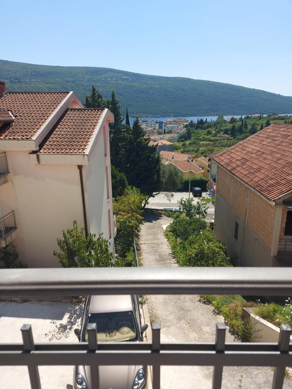 Neighbourhood, Natural landscape, Balcony/Terrace