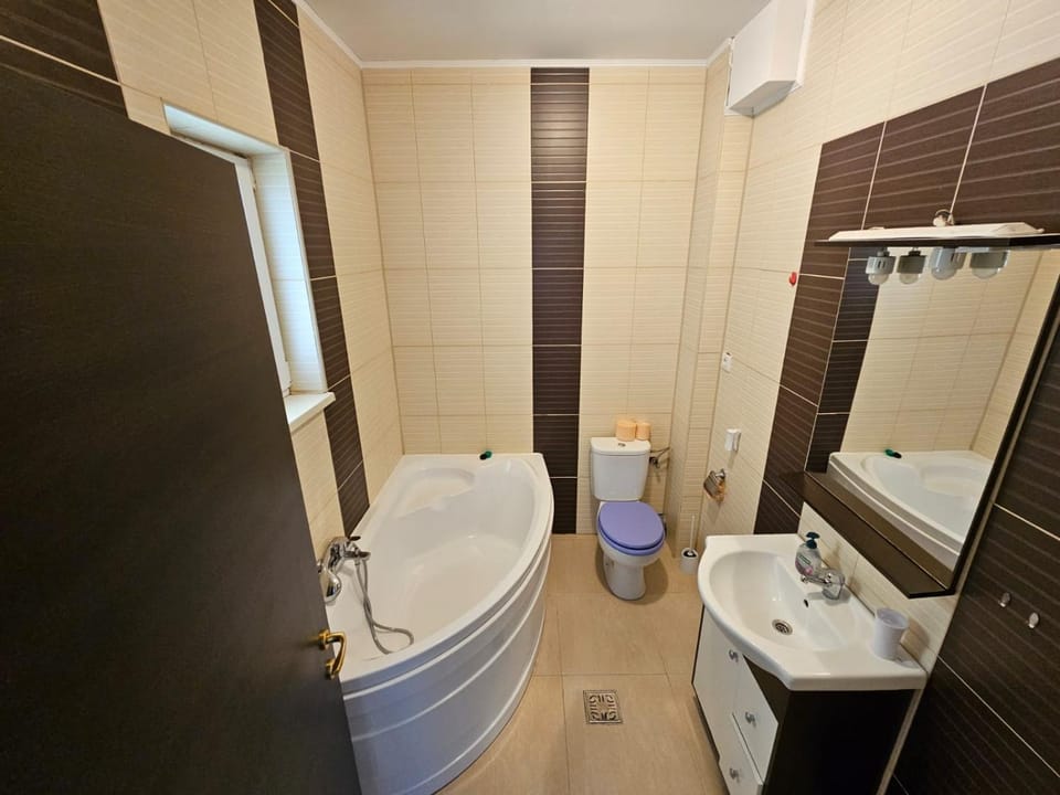 Frontal Sea View Studio Apartment in Constanta
