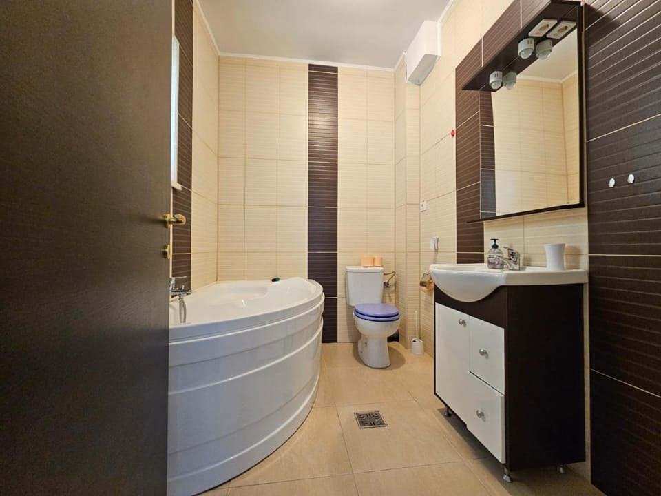 Frontal Sea View Studio Apartment in Constanta