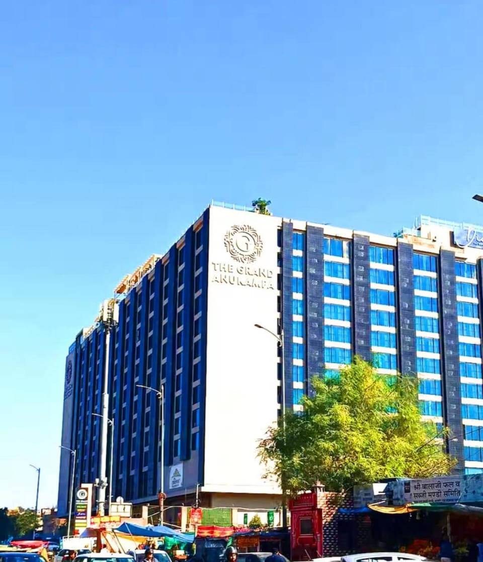 Property building, Location, Parking