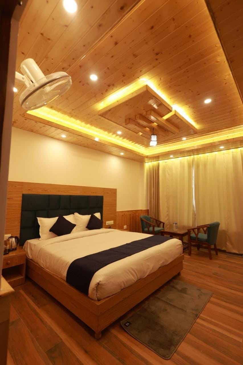 La Palma Grand By Navya Hospitality Resort in Manali