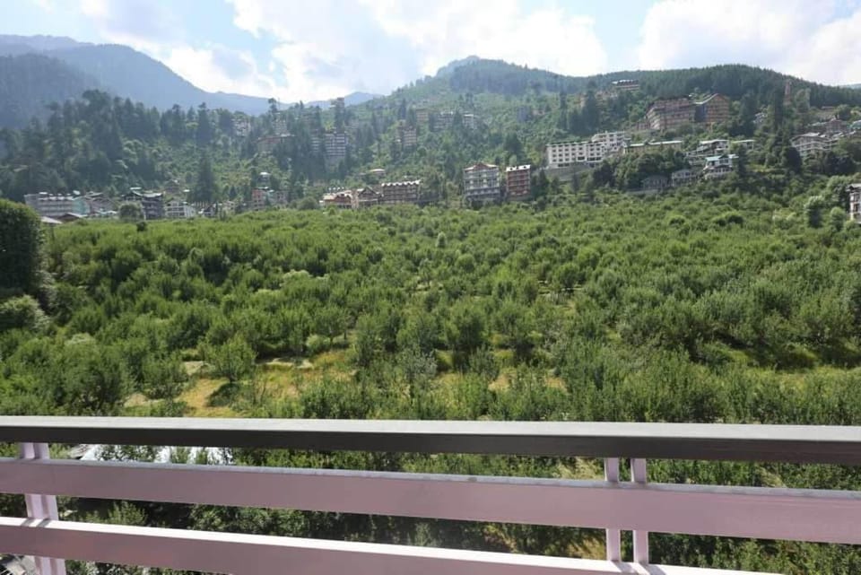 La Palma Grand By Navya Hospitality Resort in Manali