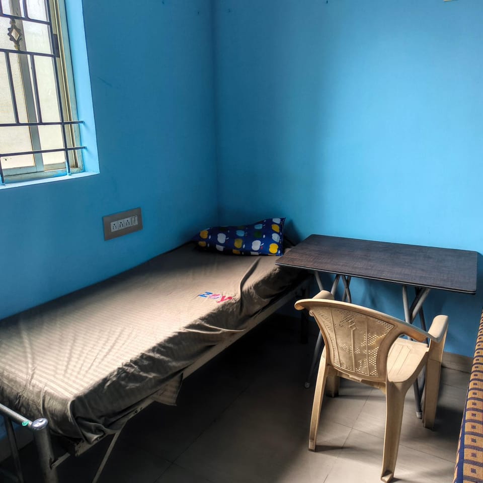 Siri Krishna Gents PG Bed and Breakfast in Bengaluru