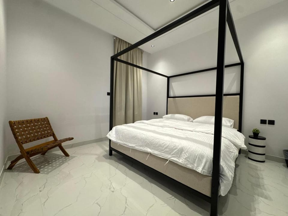 E7 - Bright 2Bedroom Apartment with Patio Apartment in Riyadh