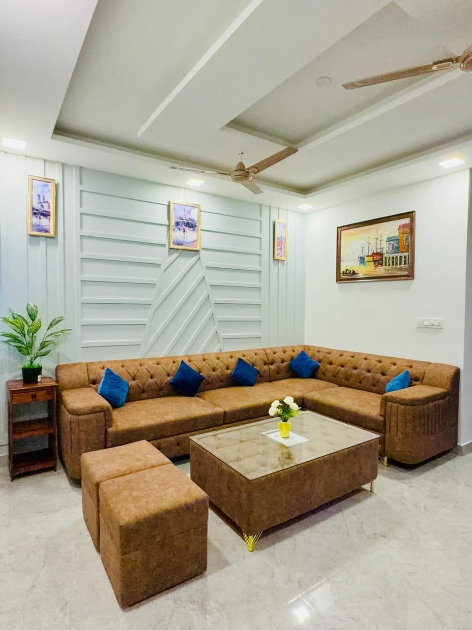 Living room, Seating area