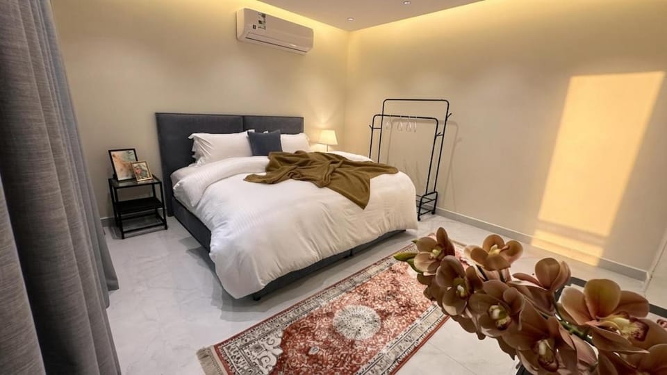 Bed, Photo of the whole room, Bedroom, heating, internet, internet, air conditioner, air conditioner