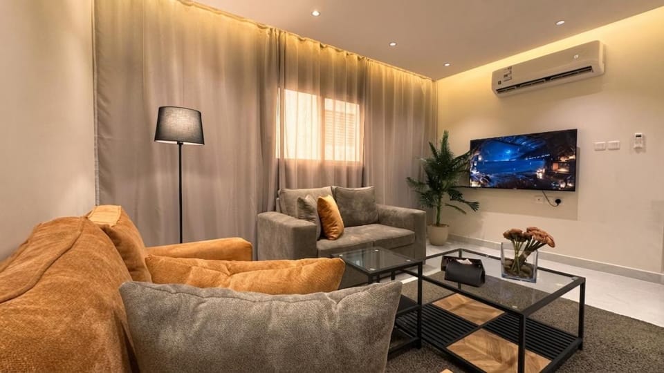Communal lounge/ TV room, TV and multimedia, Living room, Seating area, Evening entertainment, heating, internet, internet, air conditioner, air conditioner