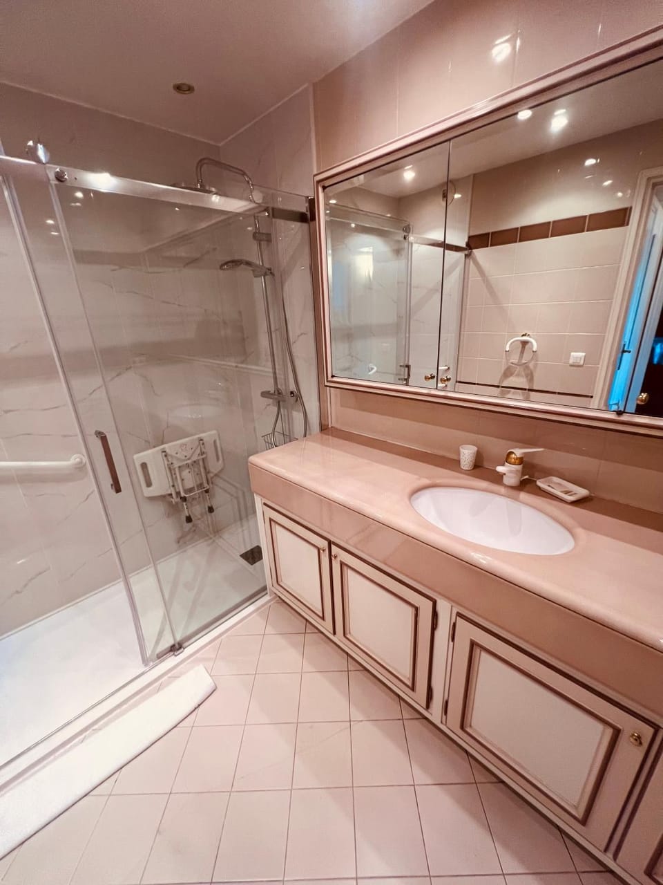 Appartement 2 Chambres - Bvd de Lorraine - #365 Apartment in Cannes