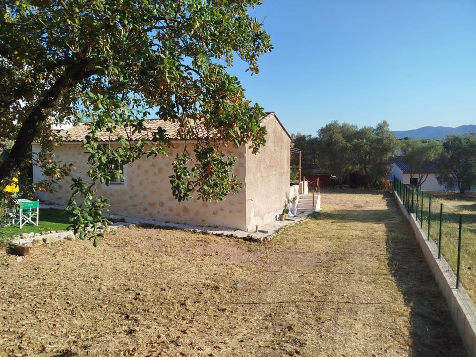 Le cabanon House in Roquebrune-sur-Argens