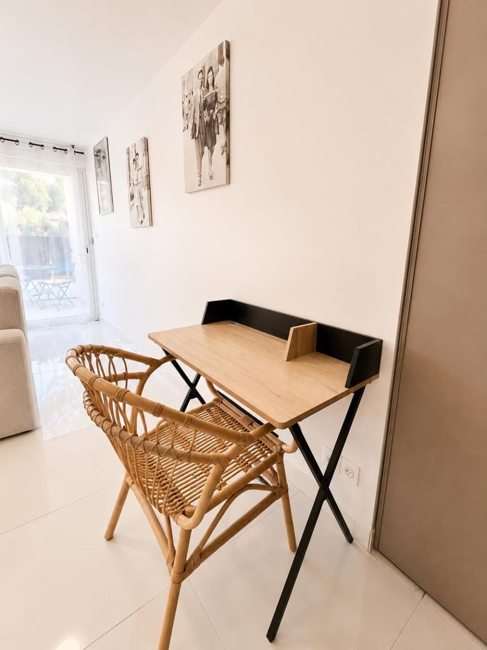 Seating area