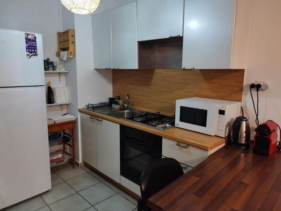 Small, well-equipped apartment, Chabat elevator Apartment in Tel Aviv-Yafo