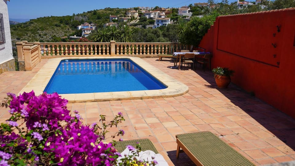 Pool view, Swimming pool