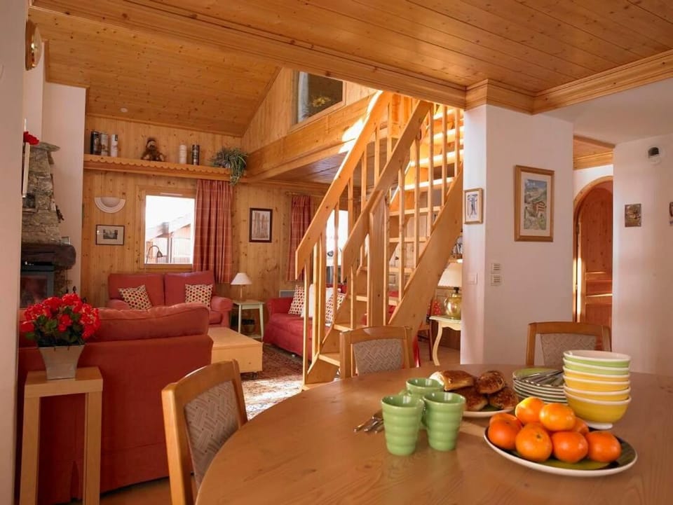 Santons 9 by One of A Kind Travel Apartment in Val dIsere