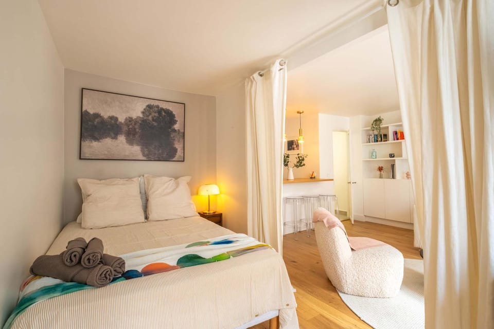 Cozy Renovated Apartment Heart of Paris Apartment in Paris